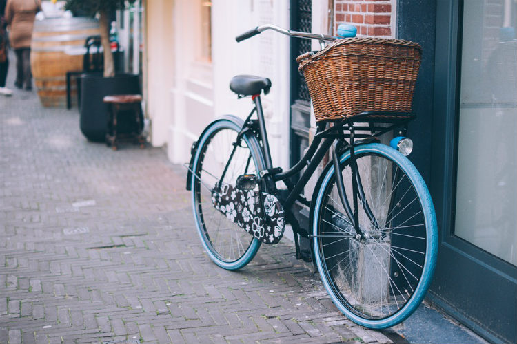 Bazárové bicykle, elektrobicykle a kolobežky